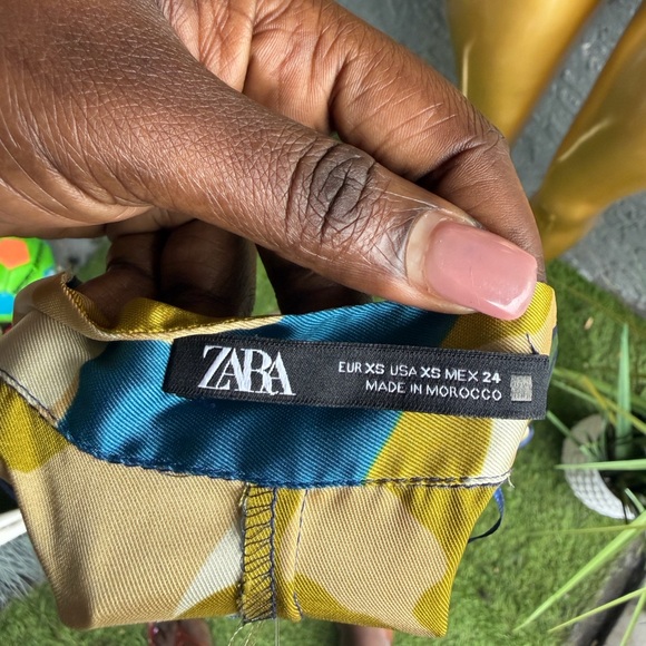 Zara Floral Satin Jumpsuit - Blue and Yellow - Picture 9 of 10